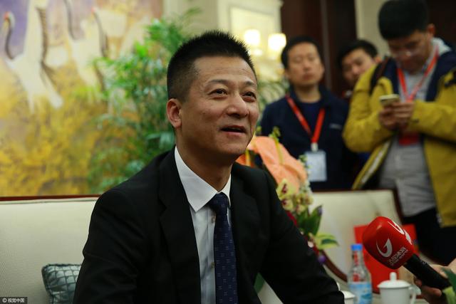 丝袜美腿护士办公室在线观看