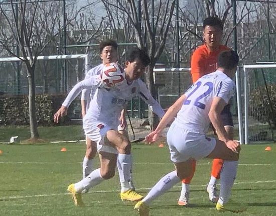 亚洲日本韩国一区
